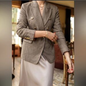 Banana Republic Factory HERRINGBONE ICON BLAZER size 4